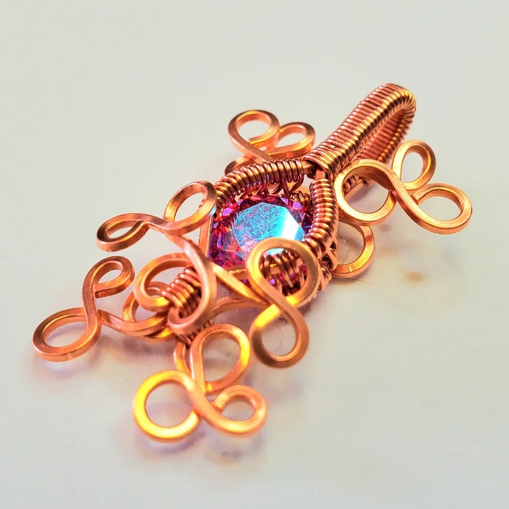 Electroplated cubic zirconia wire wrap necklace